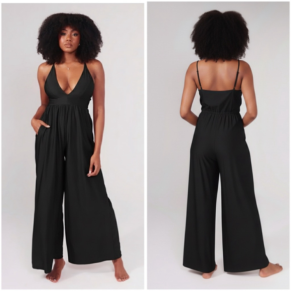 KLASSY NETWORK Pants - NWT Klassy Network Black V-Neck Wide Leg Jumpsuit Women’s Size Medium